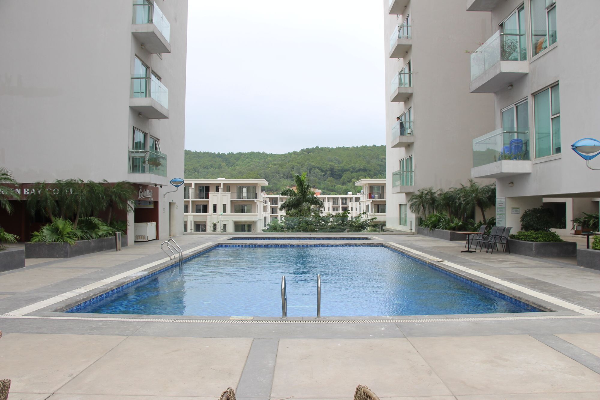 Le Jardin Homestay Hạ Long Extérieur photo